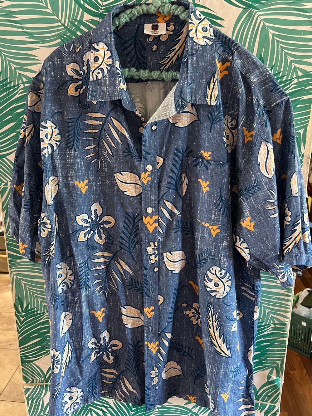 Wes & Willy Navy West Virginia Mountaineers  floral Short sleeve button down XXL